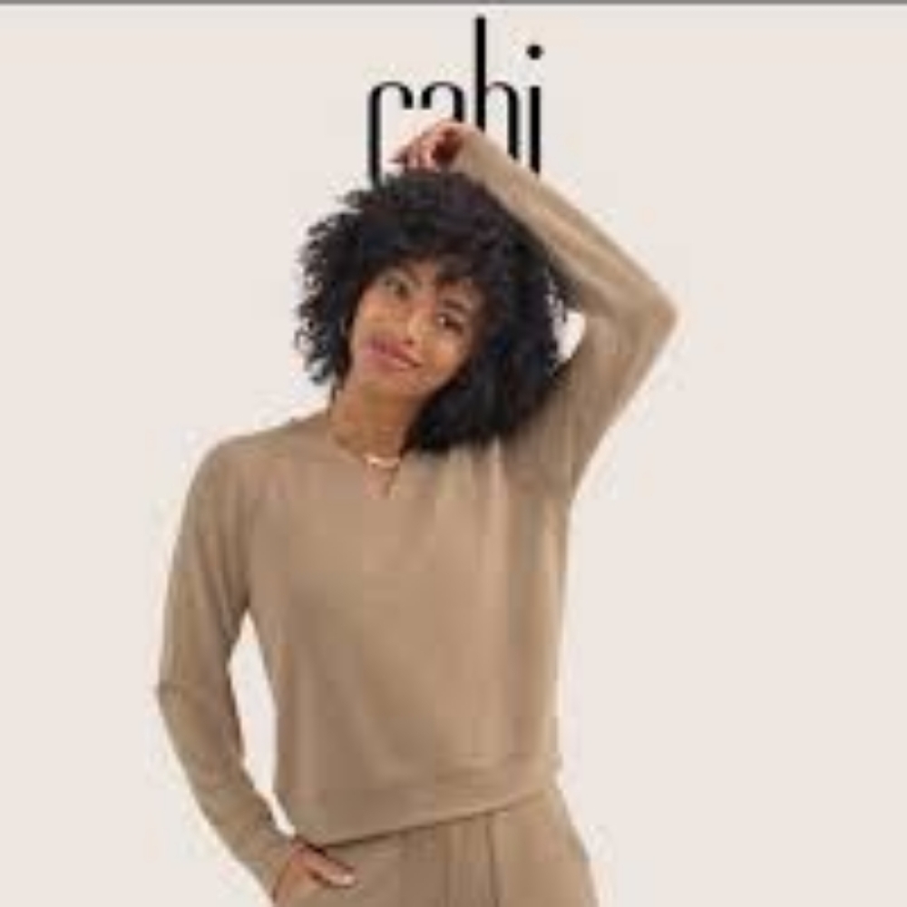 Cabi Book Club Topper small NWT